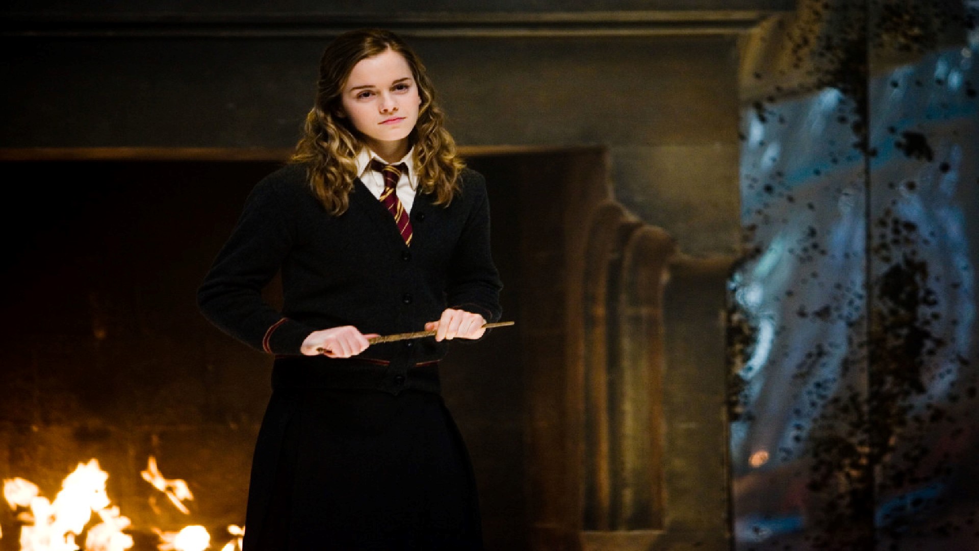 An image of Emma Watson playing Hermione Granger